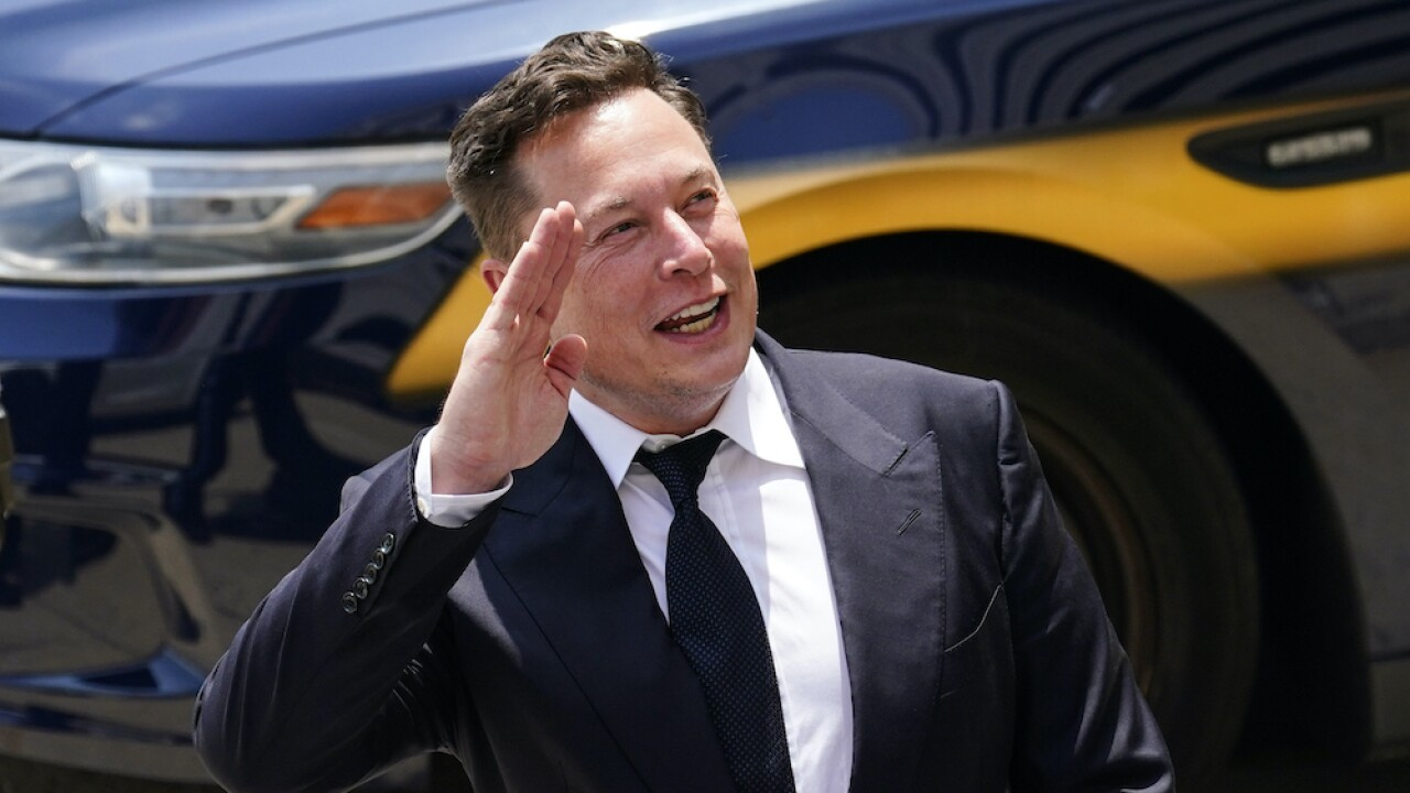 Илон Маск войдёт в совет директоров Twitter