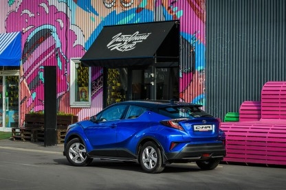 Новая Toyota C-HR