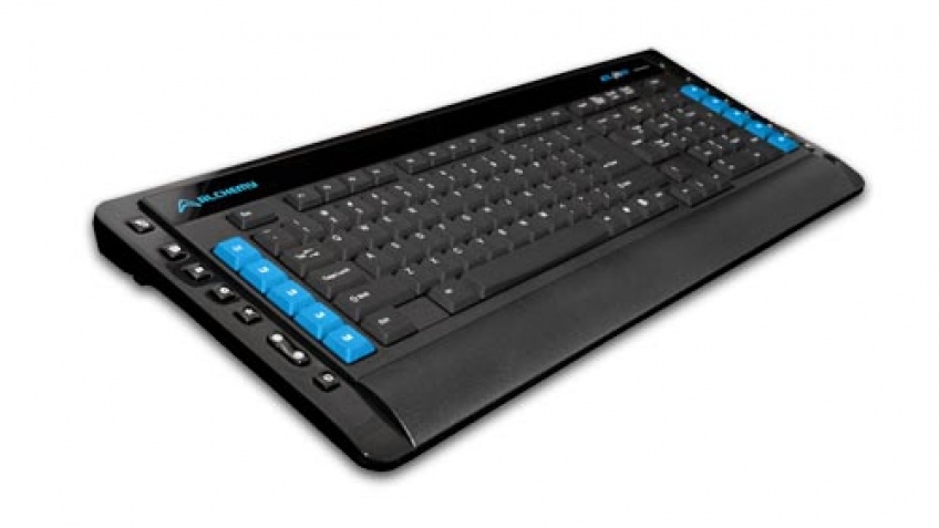OCZ показала игровую клавиатуру