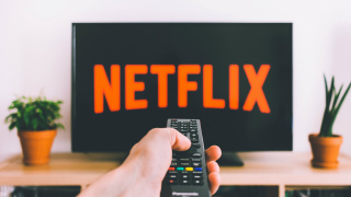 C 15 октября Netflix в России перейдёт на оплату в рублях