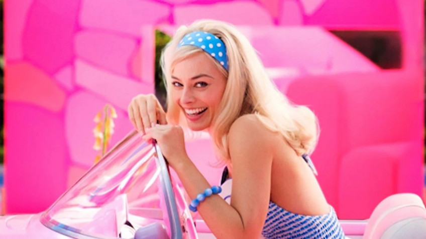 The first shot of the Barbie doll movie with Margot Robbie has surfaced The first shot of the Barbie doll movie with Margot Robbie has surfaced