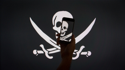 Доходы пиратских ресурсов снижаются третий год подряд, а интерес растёт