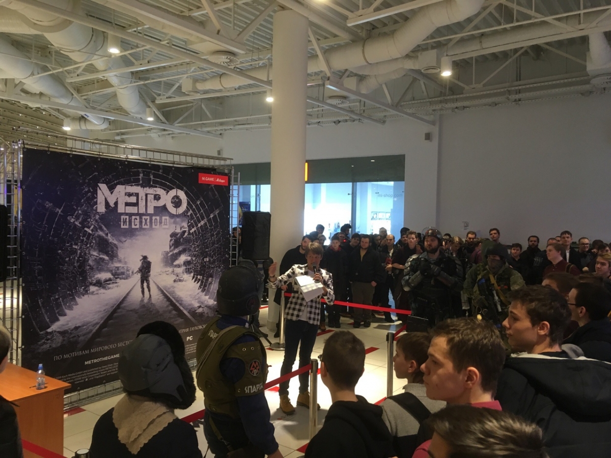 За Metro: Exodus в Москве выстроилась огромная очередь